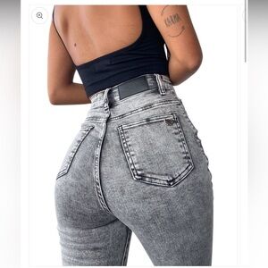 Chipie Viral Charcoal and Ash Wash Jeans